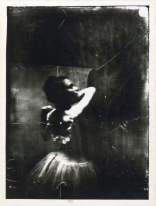 Edgar Degas, fotografía de bailarina, hacia 1895